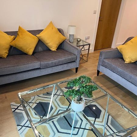 Lovely 2 Bed Apartment In Leeds Centre Екстер'єр фото