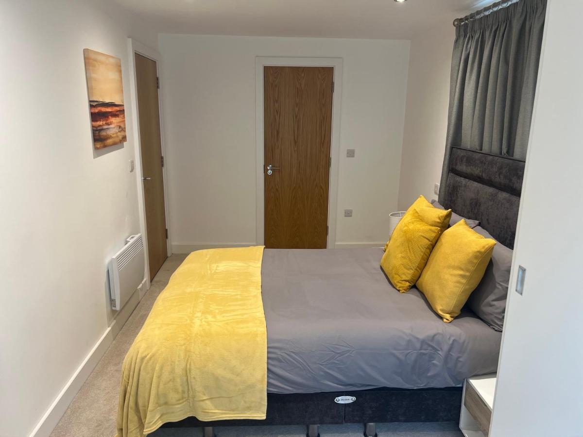 Lovely 2 Bed Apartment In Leeds Centre Екстер'єр фото